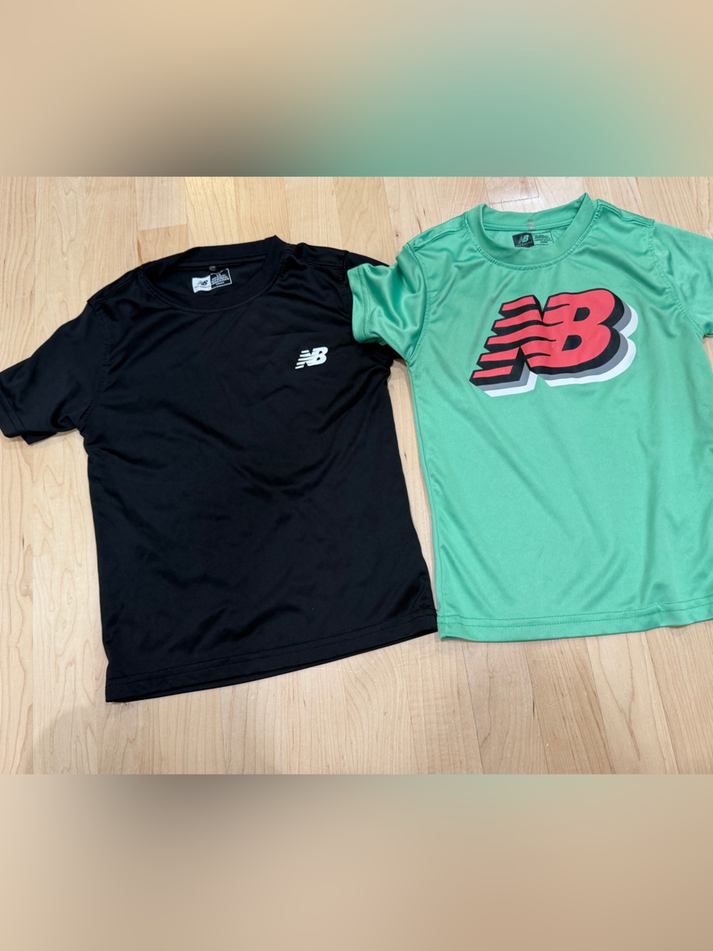 New Balance Kids Short-Sleeve Tee Duo in Black & Mint Green